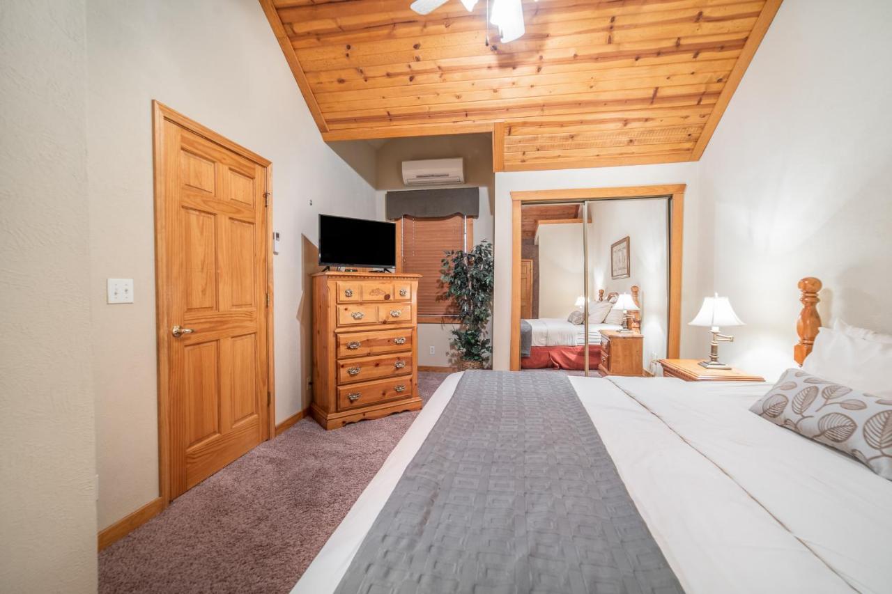 Cabins At Grand Mountain Branson Eksteriør bilde